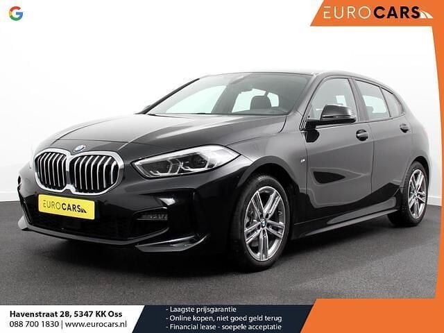 Zwart Gebruikt 2024 BMW 118 M Sport Hatchback | € 32.790 (Super prijs) - Afbeelding 1/4