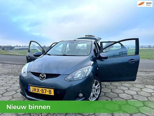 Grijs Occasion 2008 Mazda 2 Hatchback | € 4.950 (Eerlijke prijs) - Afbeelding 1/4