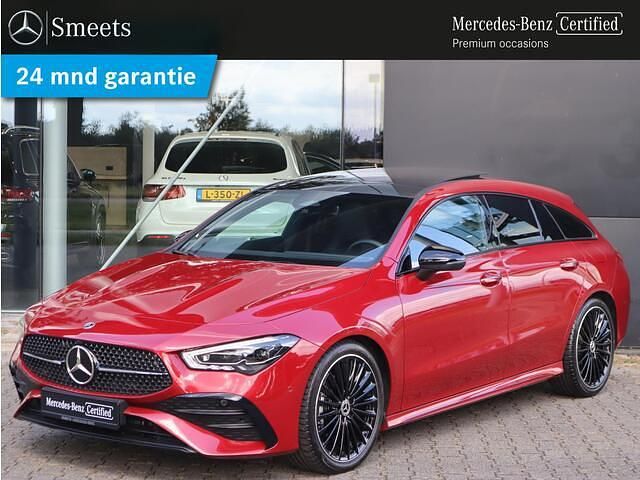 Rood Occasion 2024 Mercedes CLA180 Shooting Brake AMG line Stationwagen | € 38.888 (Goede deal) - Afbeelding 1/4