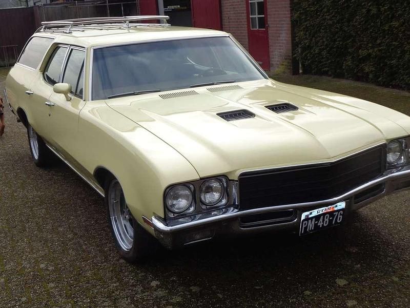 Geel Occasion 1972 Buick Skylark Stationwagen | € 25.000 - Afbeelding 1/4