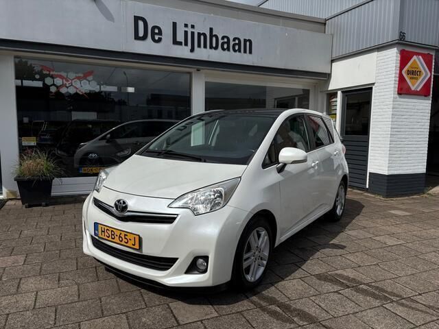 Wit Gebruikt 2011 Toyota Verso-S MPV | € 11.250 (Eerlijke prijs) - Afbeelding 1/4