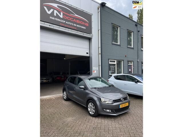 Grijs Gebruikt 2011 VW Polo Highline Hatchback | € 7.650 (Eerlijke prijs) - Afbeelding 1/4
