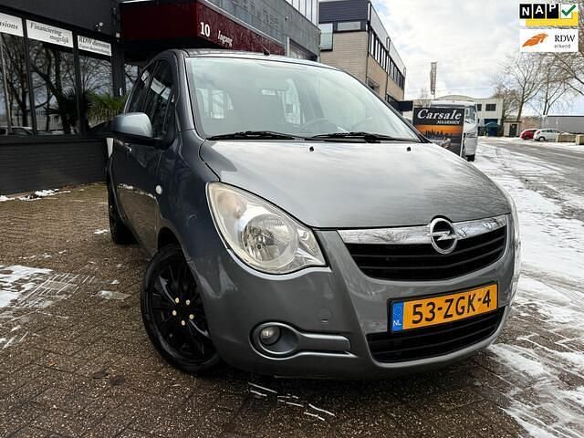 Grijs (metallic) Occasion 2012 Opel Agila Edition Hatchback | € 6.650 (Eerlijke prijs) - Afbeelding 1/4