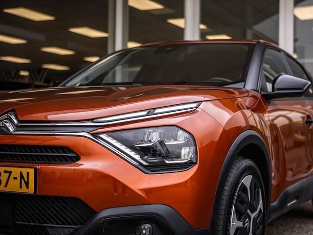 Occasion Citroën C4 Feel 131 PK (96 kW) 2023 Hatchback SUV