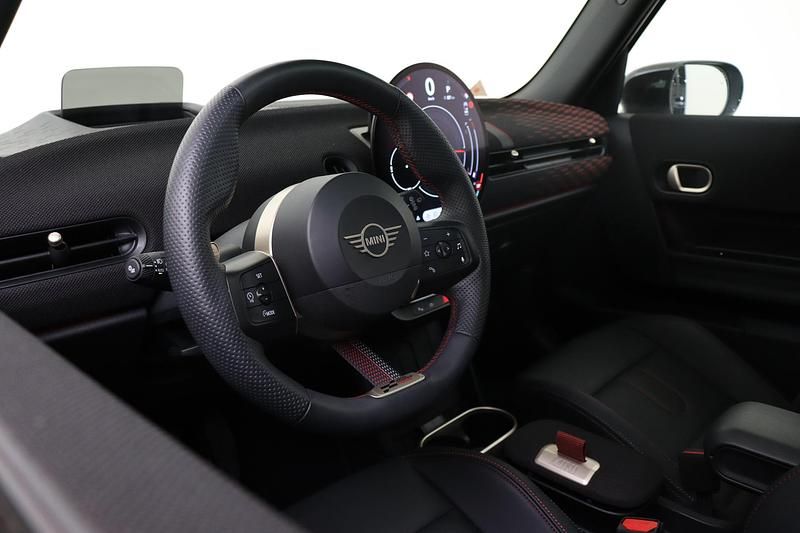 Occasion Mini Cooper 156 PK (114 kW) 2025 Zilver Hatchback