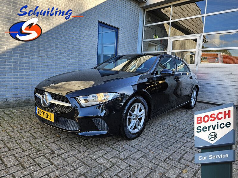 Zwart Gebruikt 2019 Mercedes A160 Advantage Hatchback | € 17.250 (Eerlijke prijs) - Afbeelding 1/4
