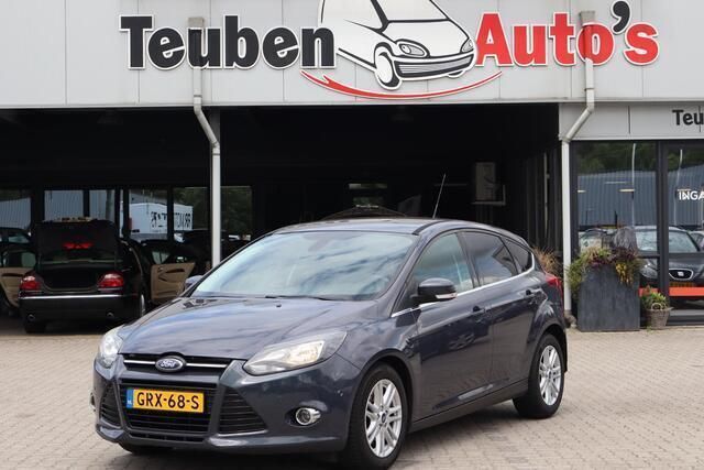 Grijs Gebruikt 2013 Ford Focus Titanium Hatchback | € 5.985 (Super prijs) - Afbeelding 1/4