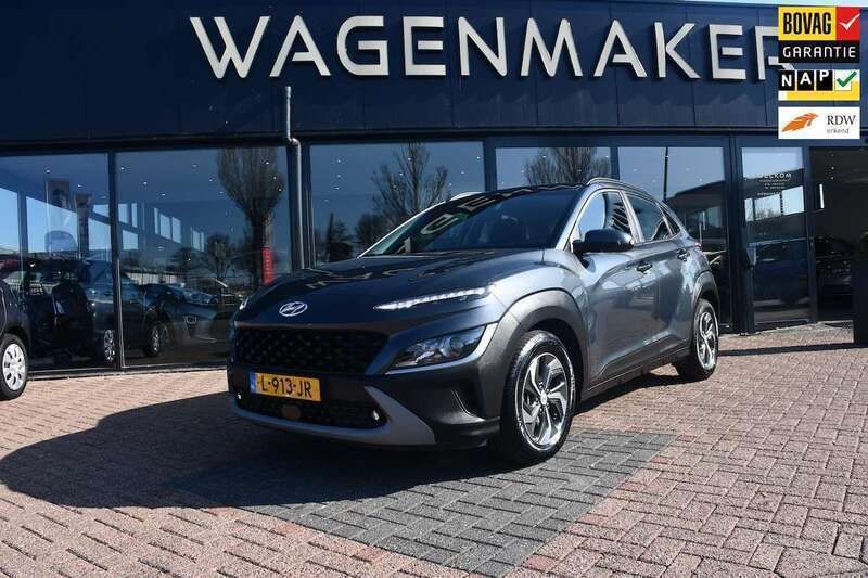 Grijs, metallic lak Gebruikt 2021 Hyundai Kona Comfort SUV | € 17.950 (Eerlijke prijs) - Afbeelding 1/4