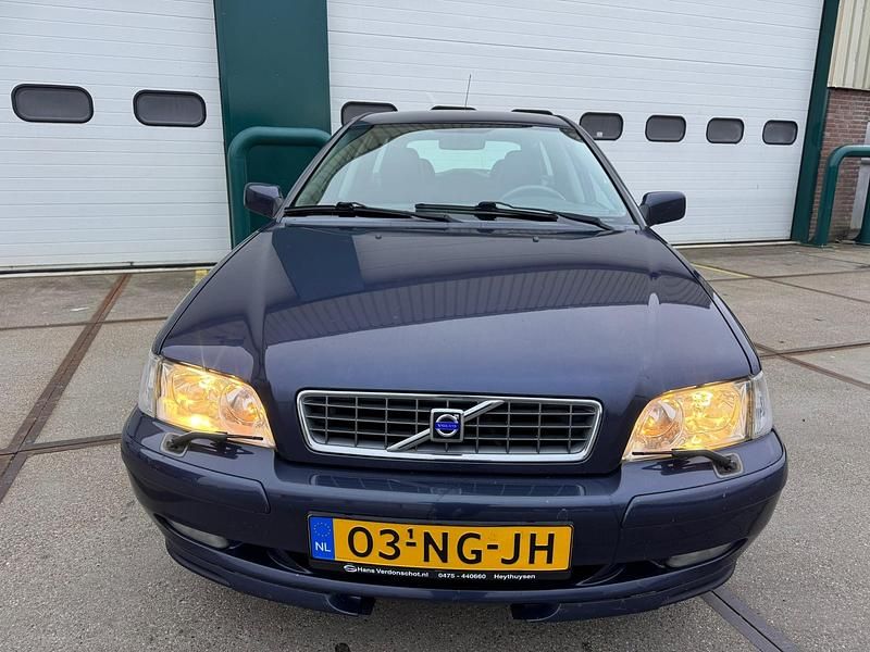 Occasion Volvo V40 123 PK (90 kW) 2003 Blauw Stationwagen