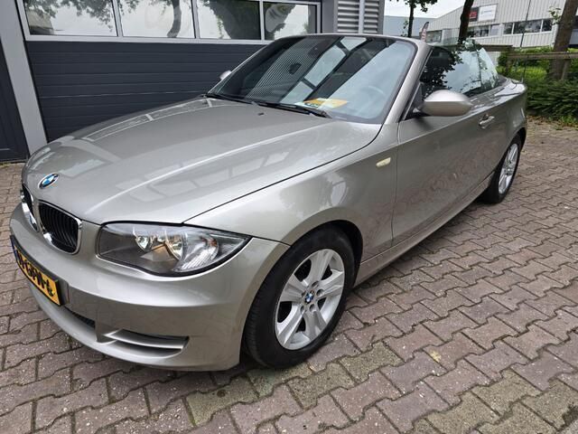 Grijs Gebruikt 2008 BMW 118 Cabriolet Executive Cabriolet | € 8.950 (Duur) - Afbeelding 1/4