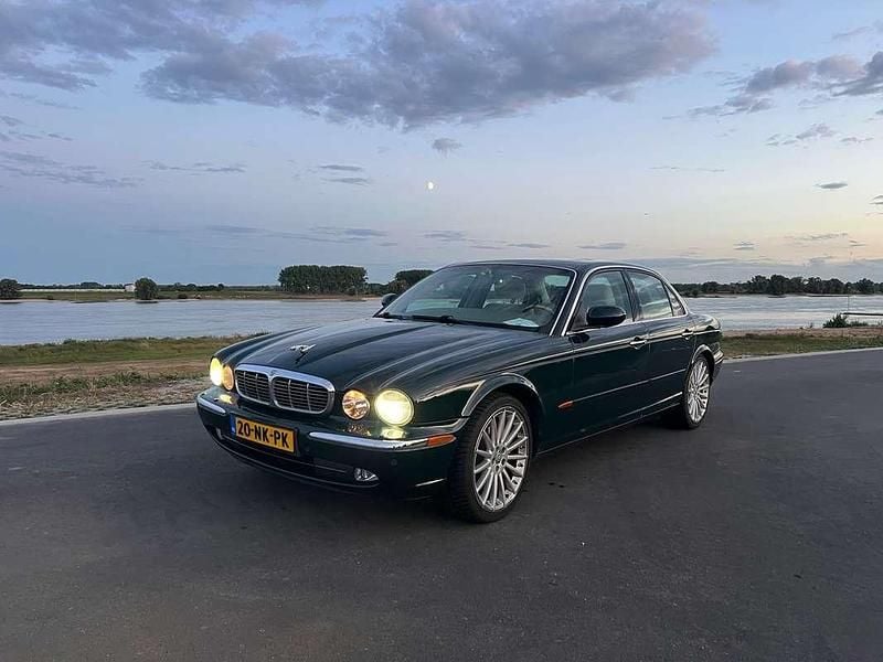 Groen Gebruikt 2003 Jaguar XJ Executive Sedan | € 3.999 (Eerlijke prijs) - Afbeelding 1/4