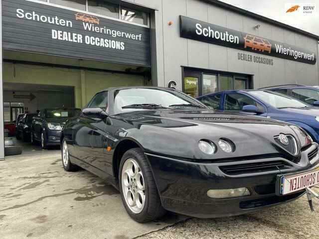 Zwart Gebruikt 1996 Alfa Romeo Spider Cabriolet | € 2.699 (Super prijs) - Afbeelding 1/4