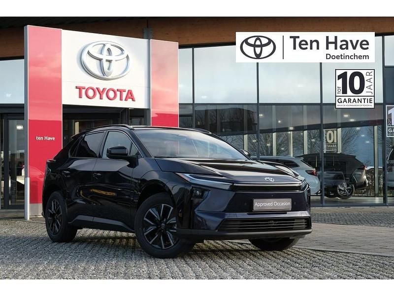 Blauw Nieuw 2025 Toyota bZ4X Executive SUV | € 50.995 (Goede deal) - Afbeelding 1/4