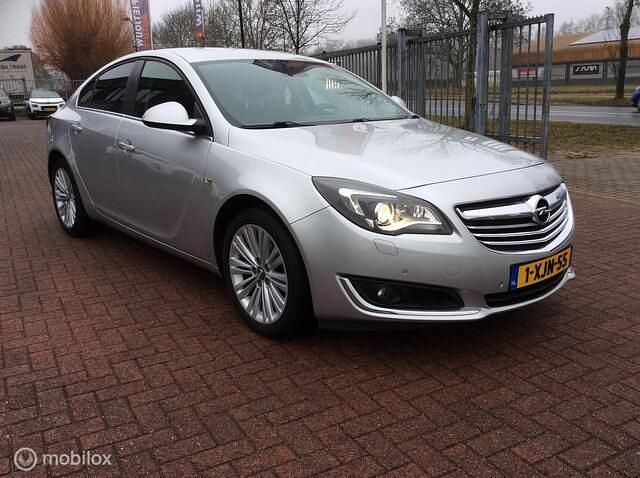Occasion Opel Insignia Business 140 PK (102 kW) 2014 Grijs (metallic) Hatchback