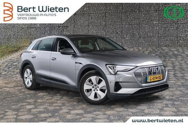 Grijs Gebruikt 2019 Audi e-tron SUV | € 22.895 (Goede deal) - Afbeelding 1/2