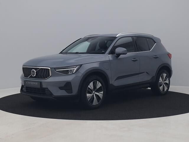 Grijs Occasion 2023 Volvo XC40 Inscription SUV | € 24.900 (Super prijs) - Afbeelding 1/4