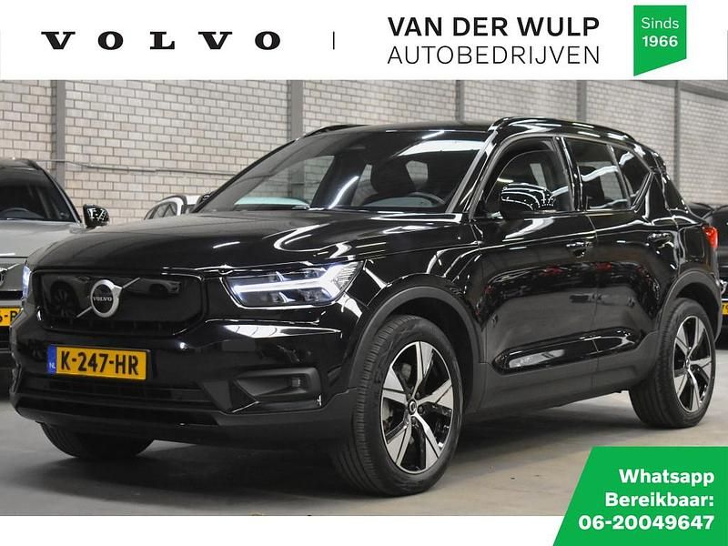 Zwart (metallic) Occasion 2020 Volvo XC40 R-Design SUV | € 26.950 (Eerlijke prijs) - Afbeelding 1/4