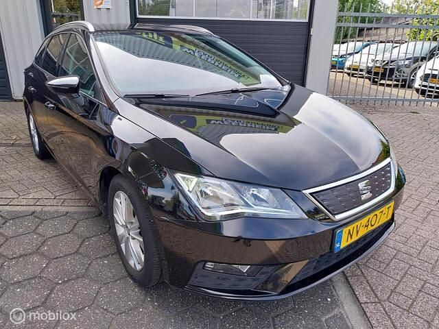 Occasion Seat Leon ST Business 116 PK (85 kW) 2017 Zwart Stationwagen