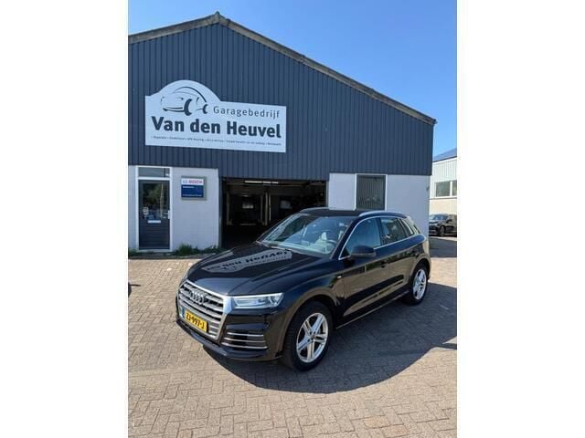 Zwart, metallic lak Gebruikt 2017 Audi Q5 Sport SUV | € 33.950 (Iets duurder) - Afbeelding 1/4