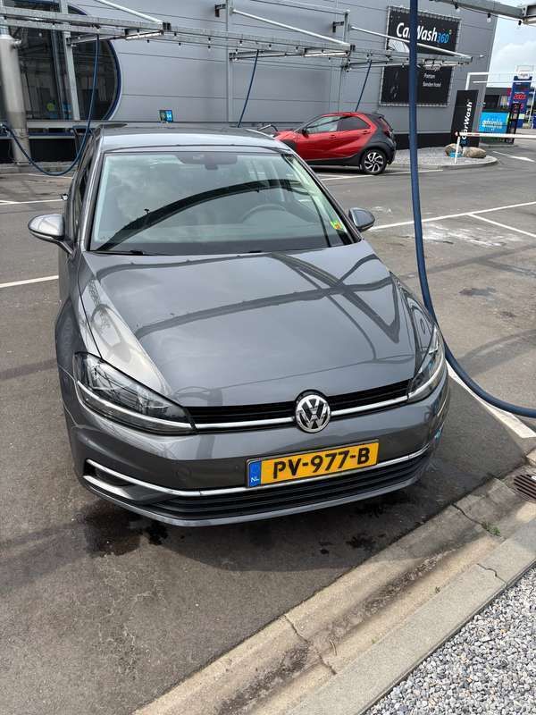Grijs Gebruikt 2017 VW Golf VII Comfortline Hatchback | € 9.250 (Super prijs) - Afbeelding 1/4