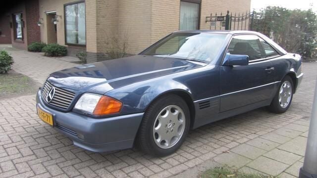 Blauw Gebruikt 1993 Mercedes 320 Cabriolet | € 23.950 - Afbeelding 1/4
