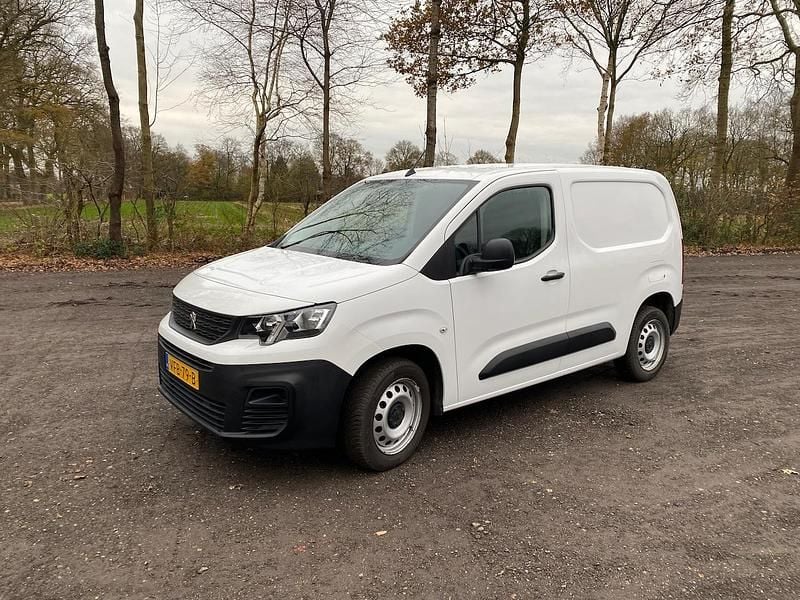 Wit Gebruikt 2020 Peugeot Partner Van | € 6.950 (Super prijs) - Afbeelding 1/4