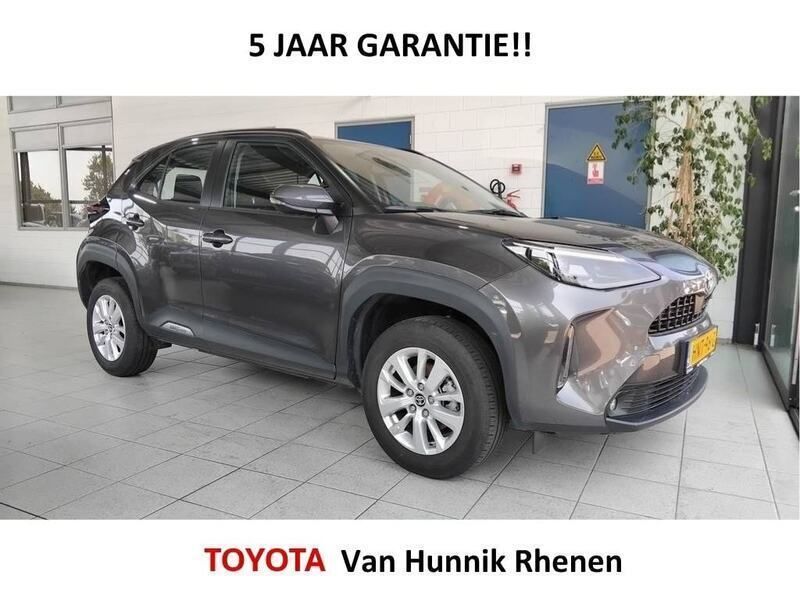 Grijs Gebruikt 2024 Toyota Yaris Cross SUV | € 27.499 (Super prijs) - Afbeelding 1/4