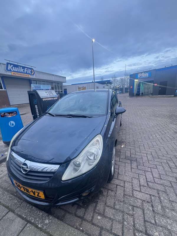 Blauw Gebruikt 2007 Opel Corsa Enjoy Hatchback | € 1.999 (Duur) - Afbeelding 1/4