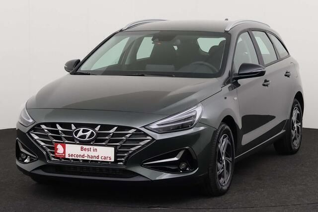 Grijs Nieuw 2024 Hyundai i30 Comfort Stationwagen | € 22.395 (Super prijs) - Afbeelding 1/4