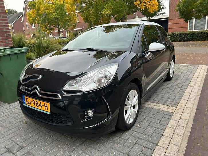 Occasion 2010 Citroën DS3 Hatchback | € 3.599 - Afbeelding 1/4