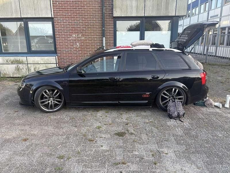 Zwart Gebruikt 2004 Audi A4 Proline Stationwagen | € 2.200 - Afbeelding 1/4