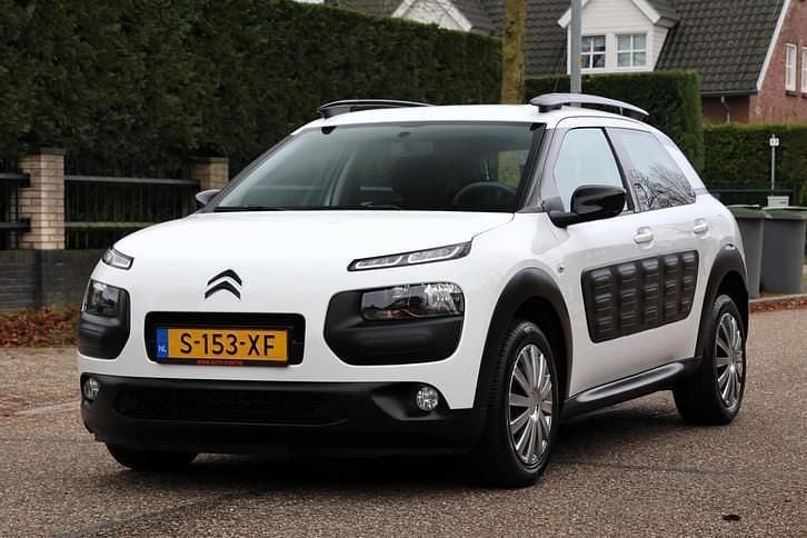 Occasion 2015 Citroën C4 Cactus Feel Hatchback | € 4.995 (Eerlijke prijs) - Afbeelding 1/4