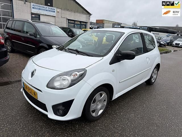Wit Gebruikt 2011 Renault Twingo Dynamique Hatchback | € 1.750 (Eerlijke prijs) - Afbeelding 1/4