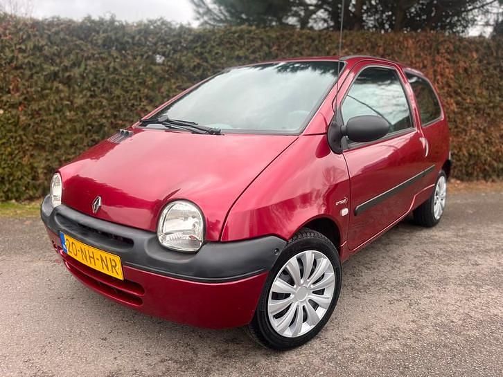 Occasion Renault Twingo Authentique 59 PK (43 kW) 2003 Rood (metallic) Hatchback