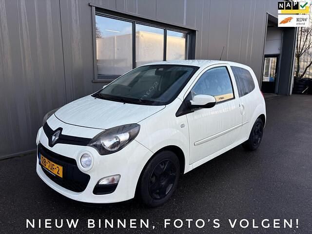 Geel Occasion 2012 Renault Twingo Collection Hatchback | € 3.290 (Eerlijke prijs) - Afbeelding 1/2