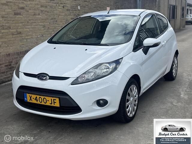 Wit Gebruikt 2009 Ford Fiesta Trend Hatchback | € 2.949 (Goede deal) - Afbeelding 1/4