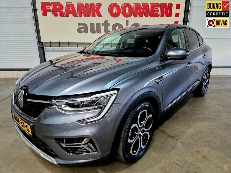 Grijs Gebruikt 2023 Renault Arkana SUV | € 25.450 (Eerlijke prijs) - Afbeelding 1/4