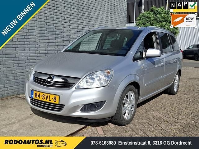 Grijs Gebruikt 2011 Opel Zafira Cosmo MPV | € 4.499 (Eerlijke prijs) - Afbeelding 1/4