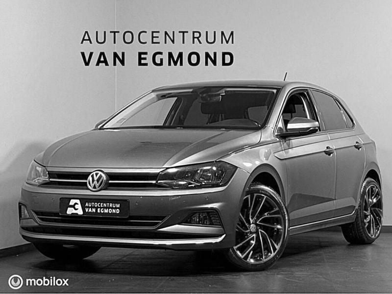Grijs Gebruikt 2018 VW Polo Comfortline Hatchback | € 12.499 (Eerlijke prijs) - Afbeelding 1/4