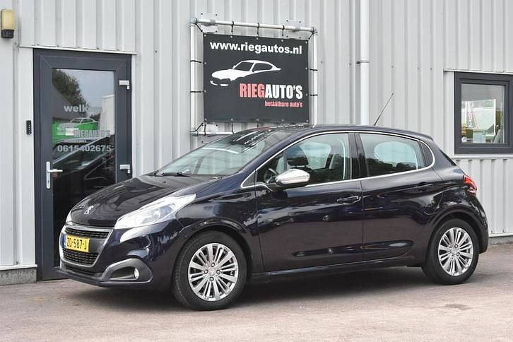 Occasion Peugeot 208 GT-line 112 PK (82 kW) 2018 Blauw Hatchback