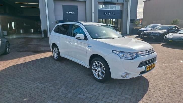 Occasion 2013 Mitsubishi Outlander SUV | € 8.250 (Goede deal) - Afbeelding 1/4