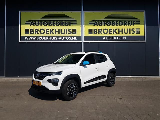 Wit Gebruikt 2022 Dacia Spring Comfort Hatchback | € 6.250 - Afbeelding 1/4
