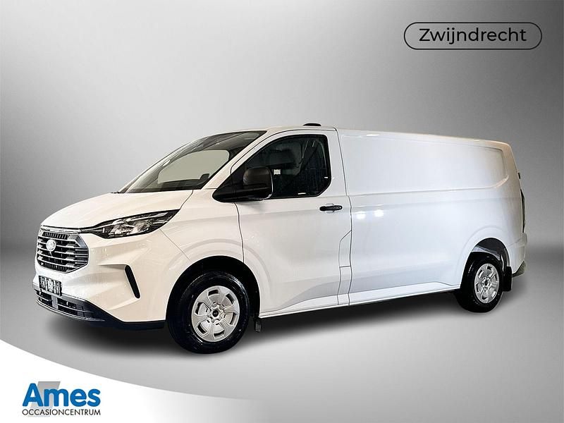 Zilver Gebruikt 2024 Ford Transit Custom Trend Van | € 32.874 (Duur) - Afbeelding 1/4