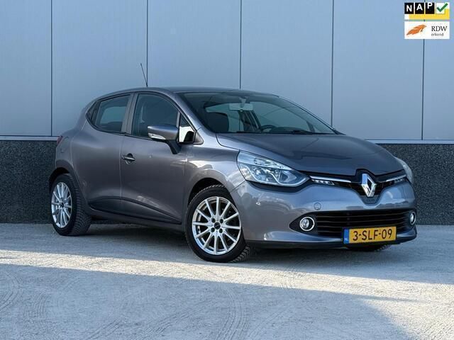 Grijs Gebruikt 2014 Renault Clio IV Expression Hatchback | € 4.150 (Duur) - Afbeelding 1/4
