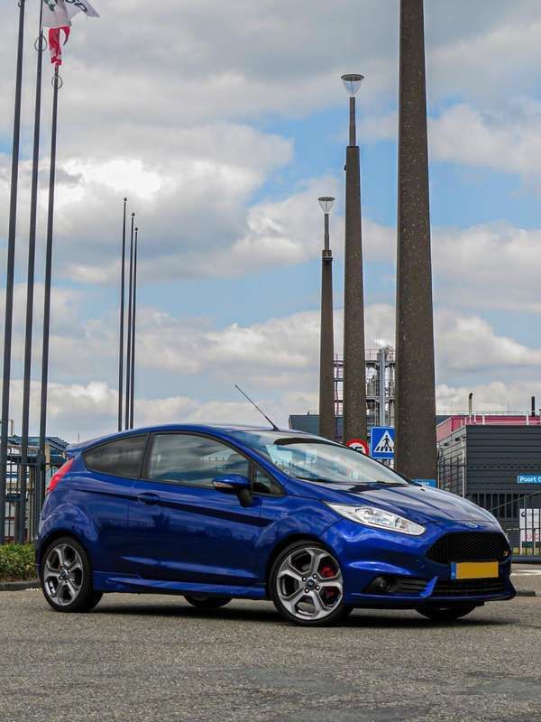 Blauw Gebruikt 2014 Ford Fiesta ST Hatchback | € 8.000 (Super prijs) - Afbeelding 1/4