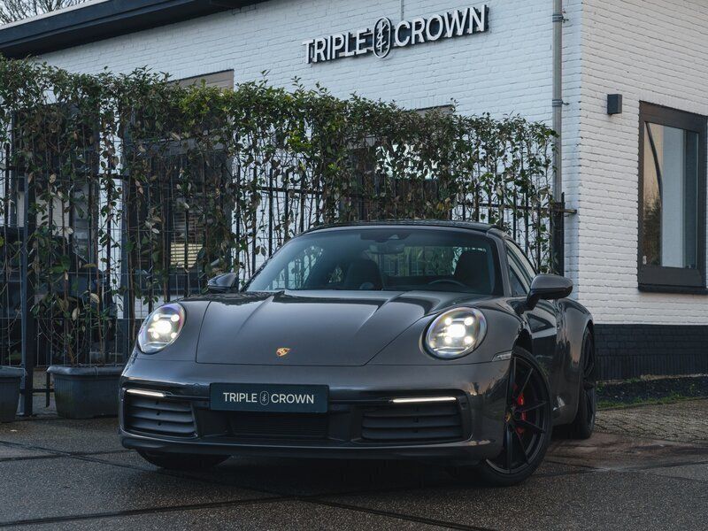 Grijs Gebruikt 2019 Porsche 911 Carrera S Sport Coupé | € 120.950 (Eerlijke prijs) - Afbeelding 1/4