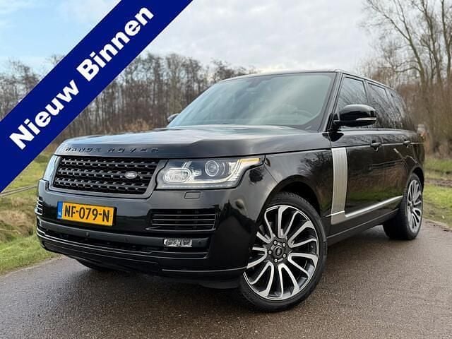 Zwart Occasion 2017 Land Rover Range Rover Vogue SUV | € 32.950 (Goede deal) - Afbeelding 1/4
