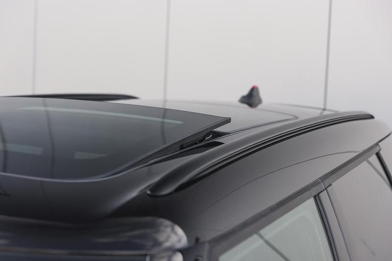 Occasion Mini John Cooper Works Clubman Comfort 192 PK (141 kW) 2020 Zwart (metallic) Stationwagen