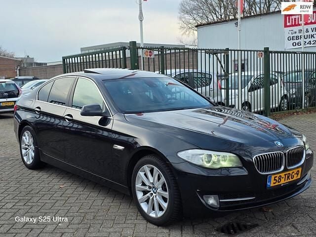 Zwart Occasion 2010 BMW 535 Executive Sedan | € 13.999 (Eerlijke prijs) - Afbeelding 1/4