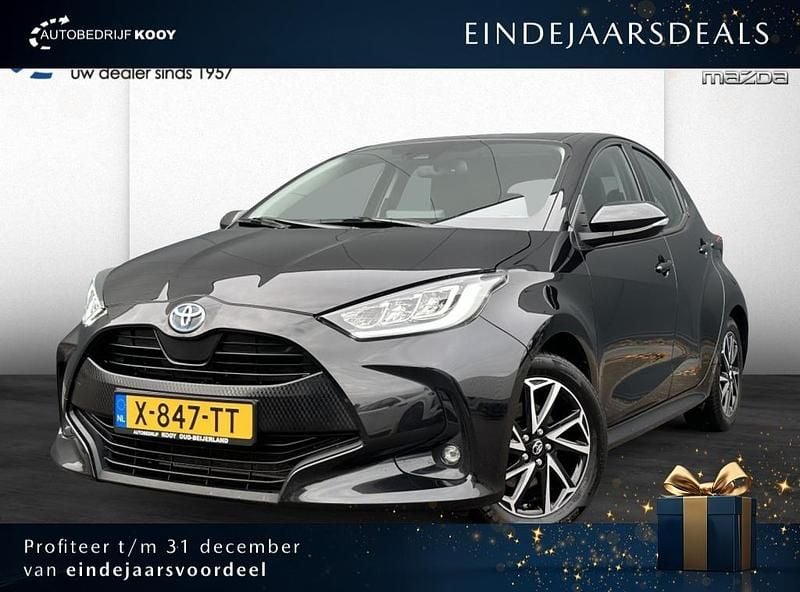 Zwart Gebruikt 2024 Toyota Yaris Hatchback | € 23.945 (Eerlijke prijs) - Afbeelding 1/4